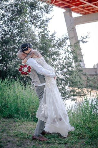 mobile - carousel-hero-element image-4